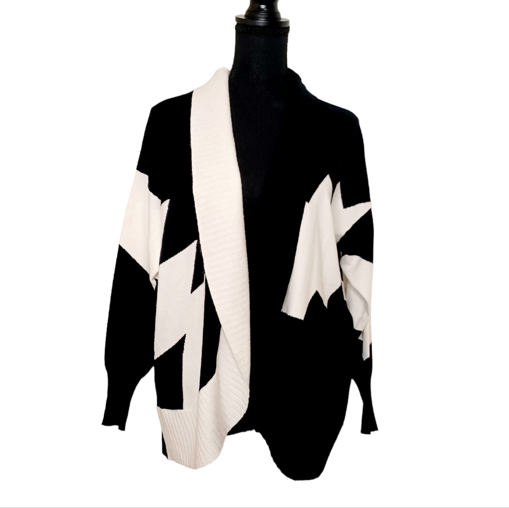 Devotion by Cyrus Open Front Coccoon Cardigan Sweater Sz Med Black White
